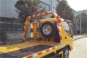 班玛附近汽车搭电救援电话